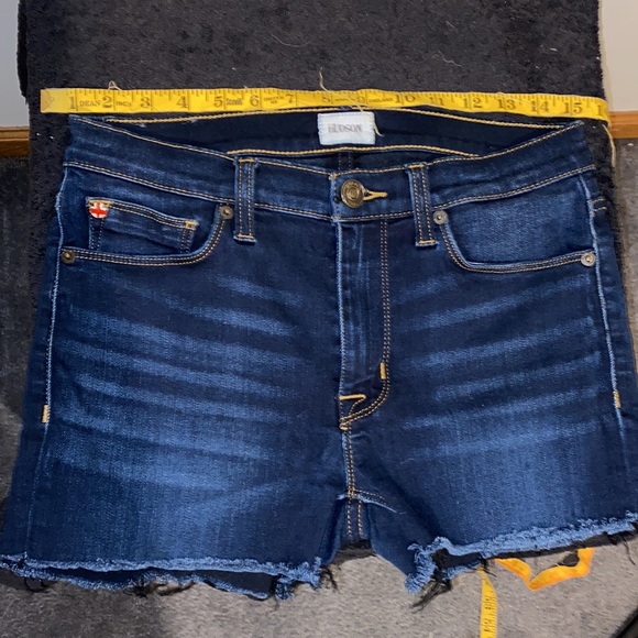 Hudson Jean Shorts - Picture 7 of 7